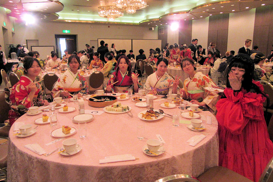 二十歳のつどい　茶話会